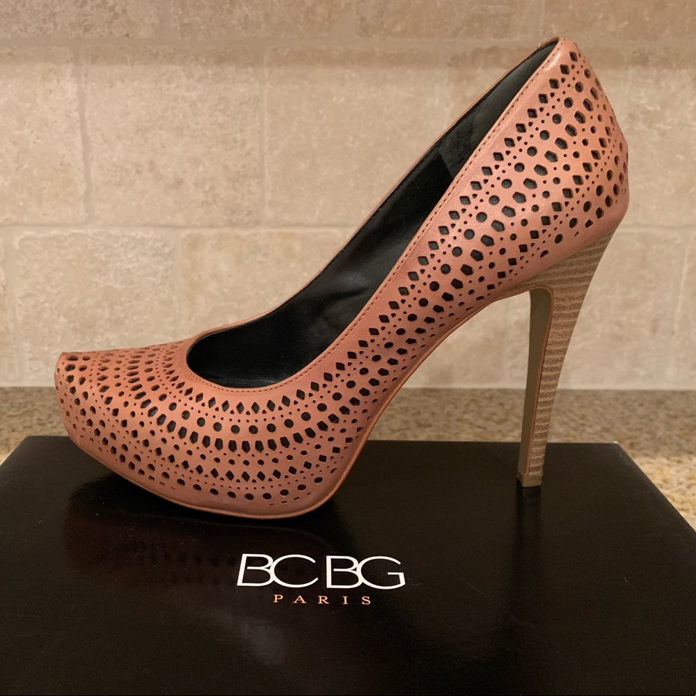 BCBG Perdra Laser Cut Pumps, Size 9